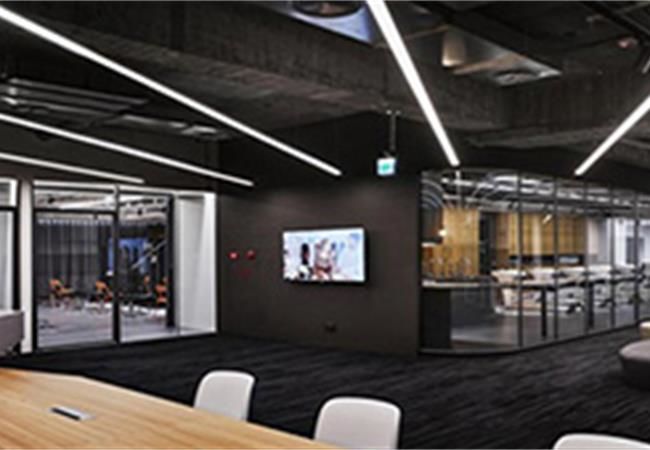 合肥辦公室翻新裝修設計趨勢：改變?nèi)藗児ぷ鞯姆绞? />
                                    
                                </a>
                                <div   id=