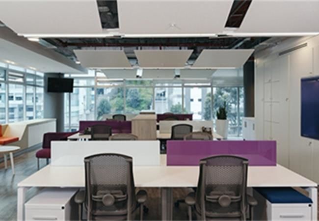 合肥400平辦公室裝修設(shè)計(jì)看似簡(jiǎn)單，原來(lái)使用起來(lái)很實(shí)用