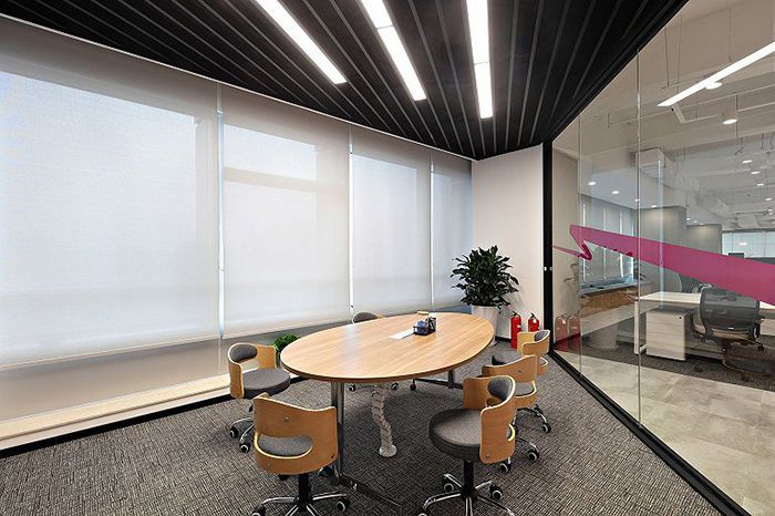 跨境電商辦公室個(gè)性裝修方案1200平米效果圖案例