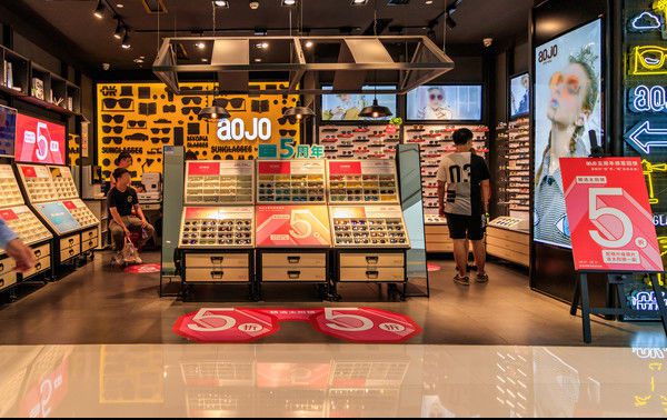 眼鏡店裝修效果圖，裝修眼鏡店哪家公司好