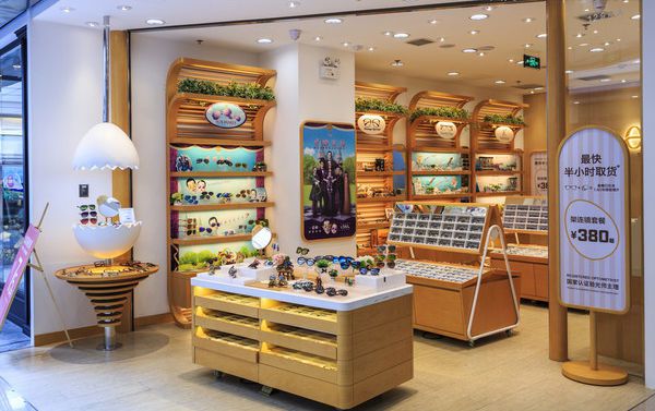 合肥眼鏡店裝修公司_合肥眼鏡店裝修報價_合肥眼鏡店裝修設(shè)計