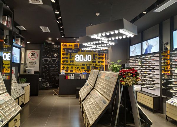 眼鏡店怎么裝修才能吸引客戶？眼鏡店裝修注意事項