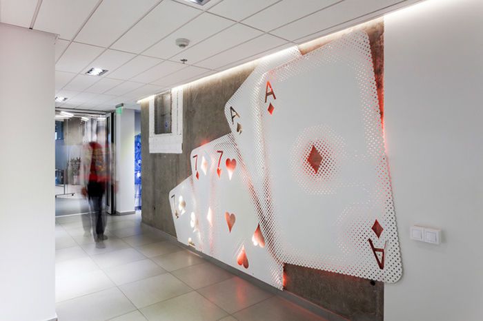 專業(yè)游戲公司辦公室室內(nèi)裝修設(shè)計(jì)方案