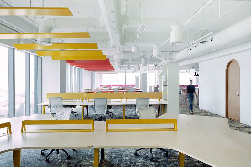 辦公室設(shè)計(jì)中怎么考慮地面材料