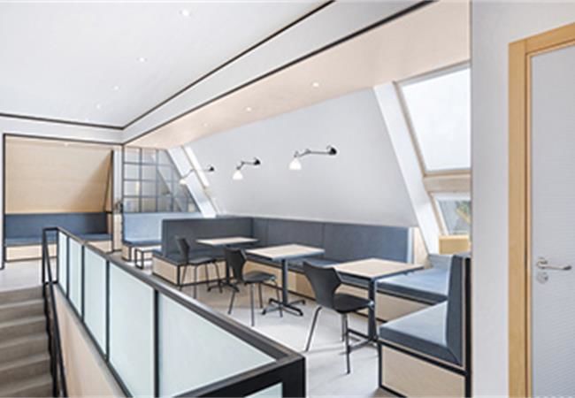 400平復(fù)式辦公樓裝修讓天馬行空的創(chuàng)想在這里肆意萌發(fā)