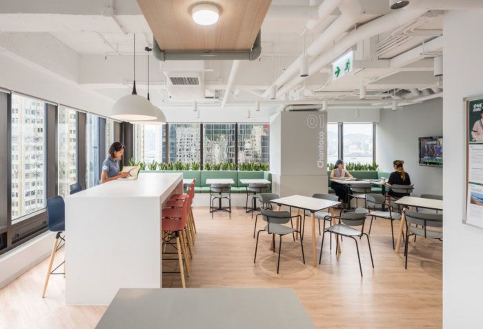 高端外貿(mào)公司辦公室裝修圖片